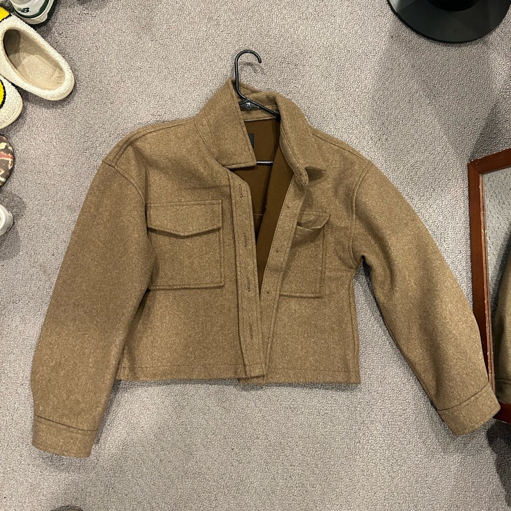 Cropped Brown Jacket